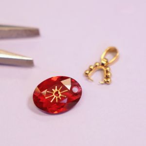 bélière pour pendentif en cristal