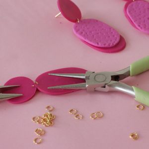 boucles d'oreilles diy en p&acirc;te polym&egrave;re