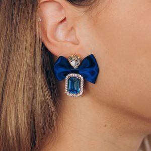 boucles d'oreilles en cristal avec serti griffe