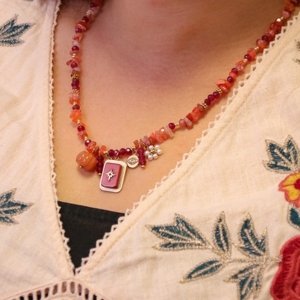 collier pierre naturelle