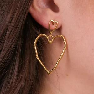 boucles d'oreilles coeur
