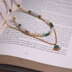 collier perles tubes Pierre de Lune