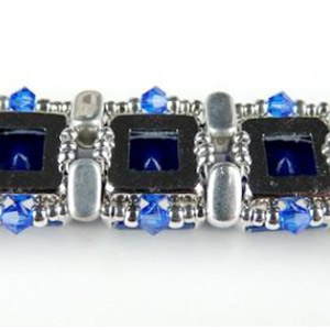 Pulsera Eléonore en perlas de PureCrystal y perlas de cristal de Puca : Paso 15 Pulsera Eléonore en perlas de PureCrystal y perlas de cristal de Puca : Paso 15