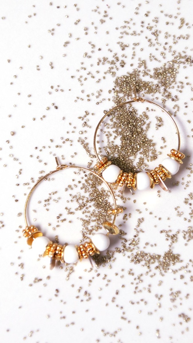 Esquema Pendientes de aro redondos perlas de PureCrystal perlas y copas doradas Esquema Pendientes de aro redondos perlas de PureCrystal perlas y copas doradas