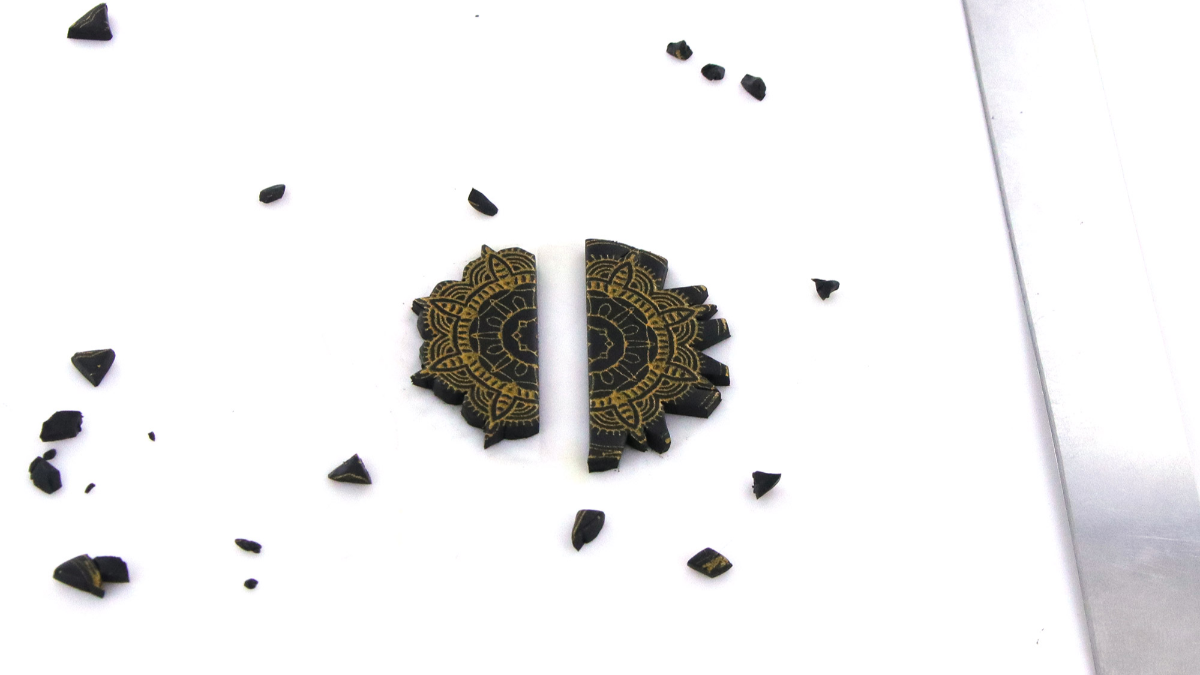 Pendientes de arcilla polimérica étnica y refinada : Paso 4 Pendientes de arcilla polimérica étnica y refinada : Paso 4