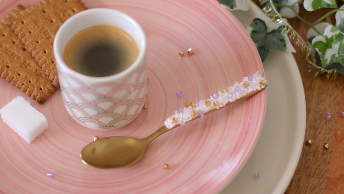 Cuchara de custodia de bricolaje con cuentas de semillas y cuentas de cristal Cuchara de custodia de bricolaje con cuentas de semillas y cuentas de cristal