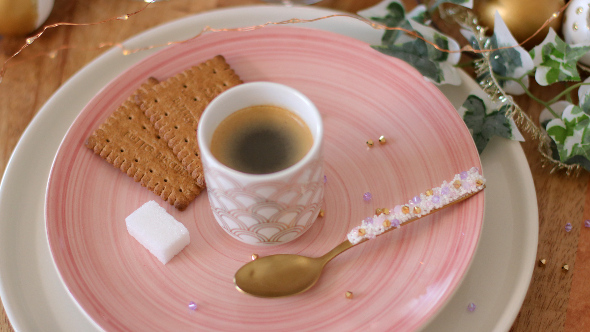 Esquema Cuchara de custodia de bricolaje con cuentas de semillas y cuentas de cristal Esquema Cuchara de custodia de bricolaje con cuentas de semillas y cuentas de cristal