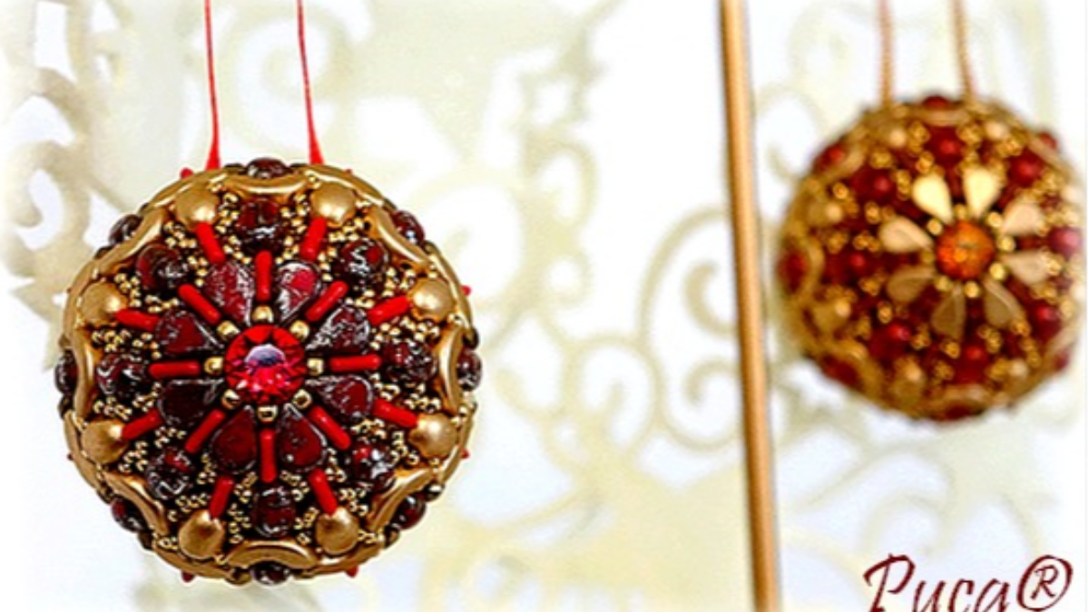 Esquema Adorno navideño de cuentas de vidrio por Puca Esquema Adorno navideño de cuentas de vidrio por Puca