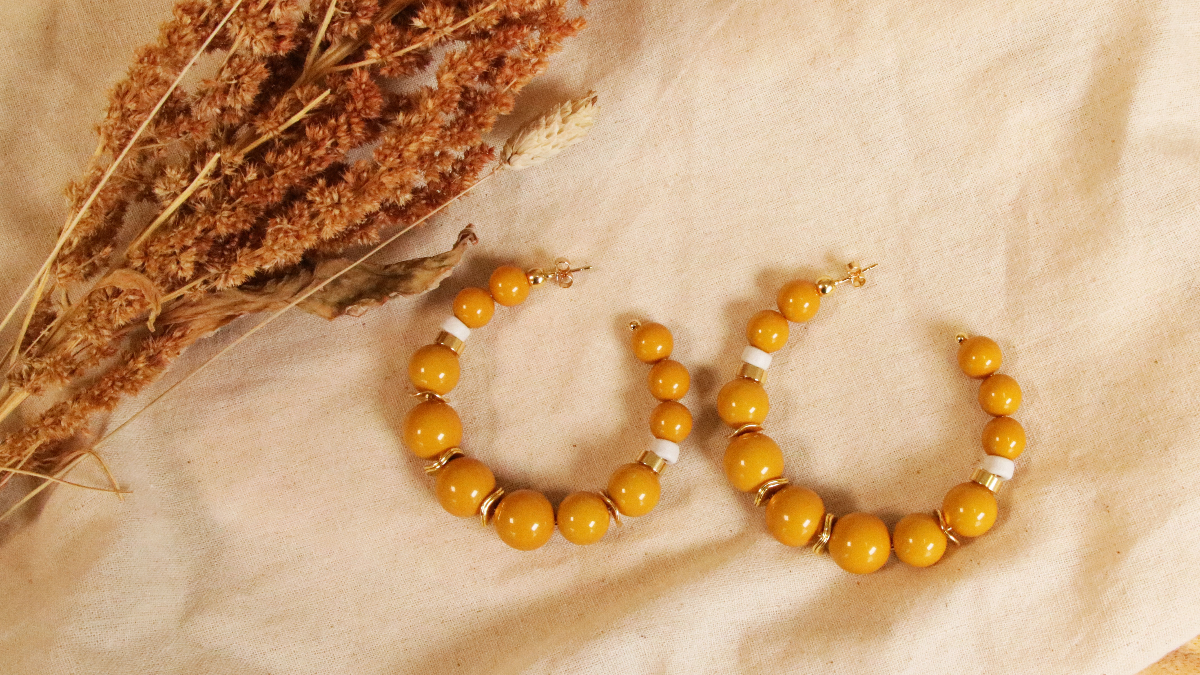 Esquema Pendientes criollos de gran tamaño con cuentas de resina Esquema Pendientes criollos de gran tamaño con cuentas de resina