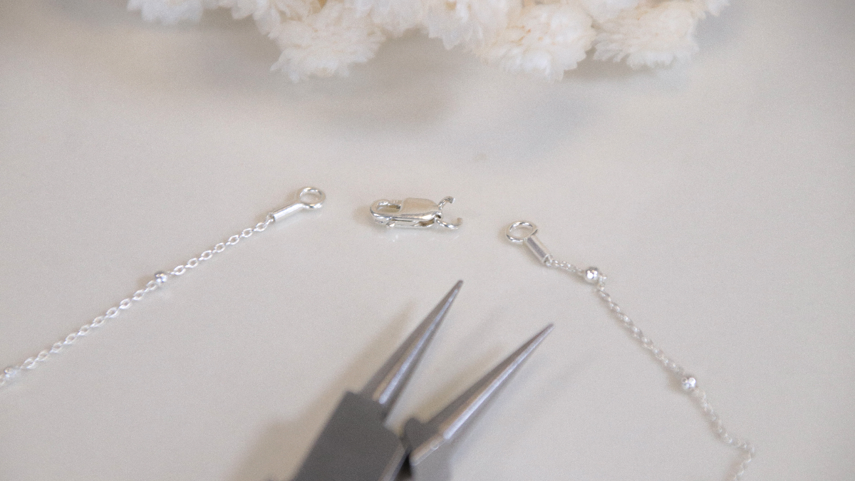 Collar de cadena de bolas de plata esterlina 925 con un colgante de piedras preciosas : Paso 2