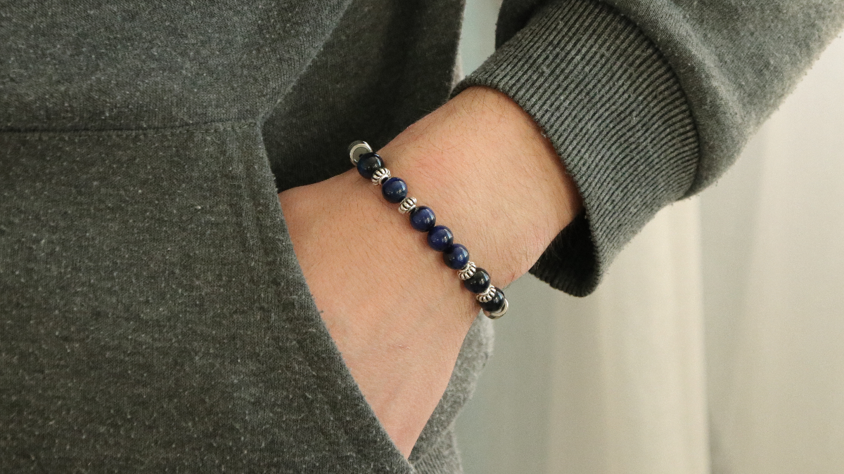 Esquema Brazalete elástico para hombres con cuentas de gemas de ojo de tigre azul Esquema Brazalete elástico para hombres con cuentas de gemas de ojo de tigre azul