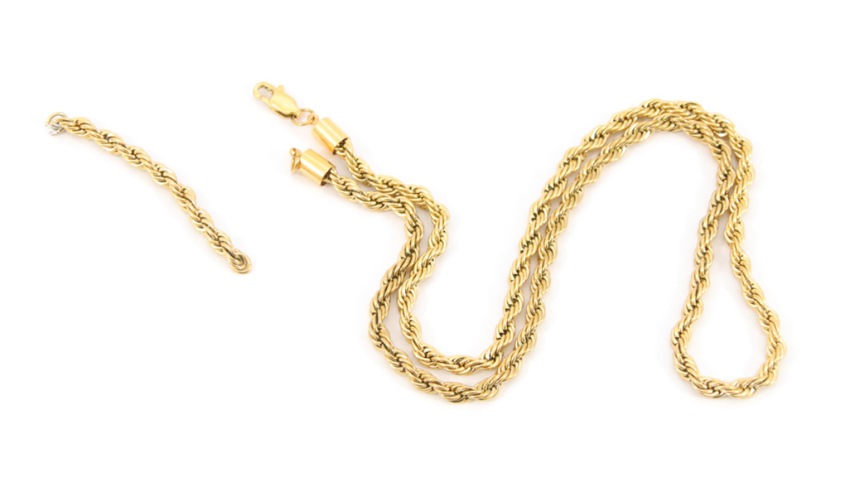 DIY Apilamiento de collares de oro maxi cadenas y gargantillas de perlas de agua dulce : Paso 3