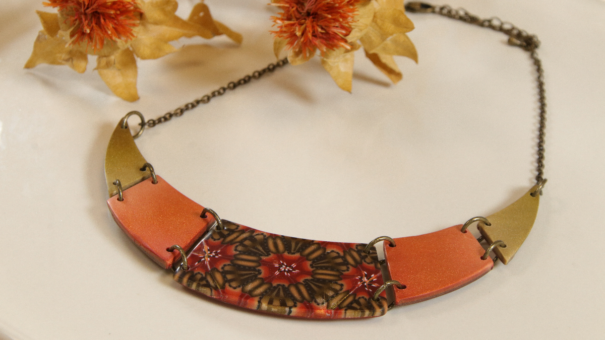 Esquema Cuello de pechera geométrico y pato caleidoscopio de arcilla polimérica