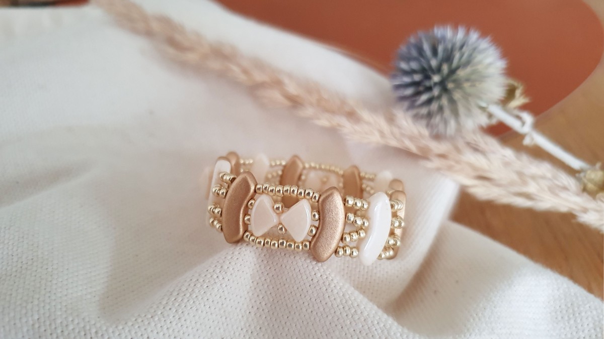 Pulsera de cuentas de vidrio PieDuo y QuadBow Pulsera de cuentas de vidrio PieDuo y QuadBow