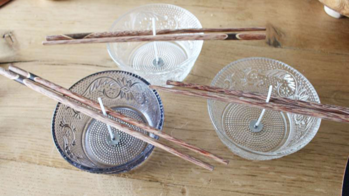 Vela perfumada DIY con flores secas : Paso 2 Vela perfumada DIY con flores secas : Paso 2