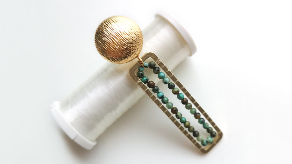 Pendientes rectangulares largos con cuentas de turquesa africana : Paso 6 Pendientes rectangulares largos con cuentas de turquesa africana : Paso 6