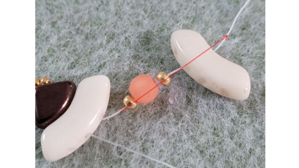 Colgante y Pendientes Vega Set Pieduo y Quadbow Glass Beads : Paso 20 Colgante y Pendientes Vega Set Pieduo y Quadbow Glass Beads : Paso 20