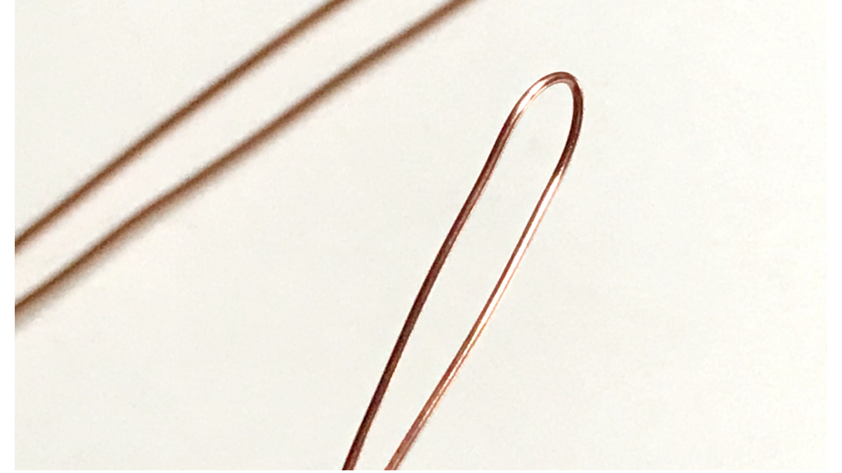 Conjunto de colgante de alambre con cabujón de piedra preciosa y alambre de cobre : Paso 2