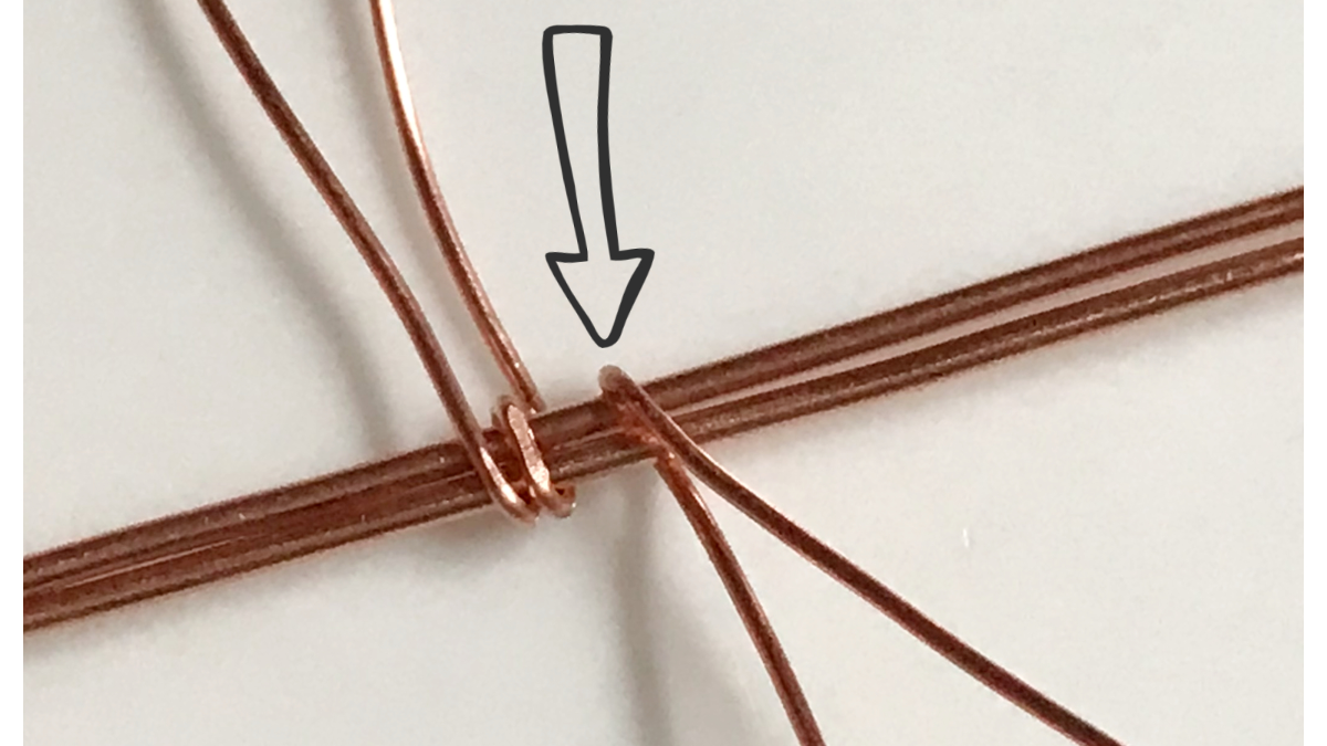 Conjunto de colgante de alambre con cabujón de piedra preciosa y alambre de cobre : Paso 8