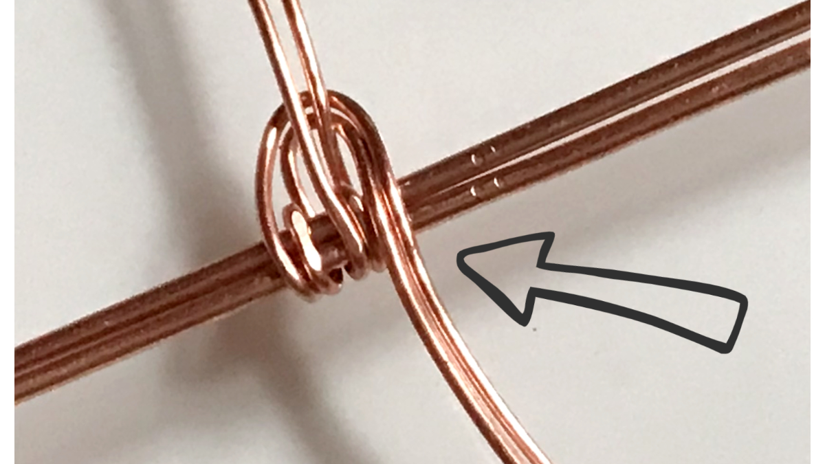 Conjunto de colgante de alambre con cabujón de piedra preciosa y alambre de cobre : Paso 11