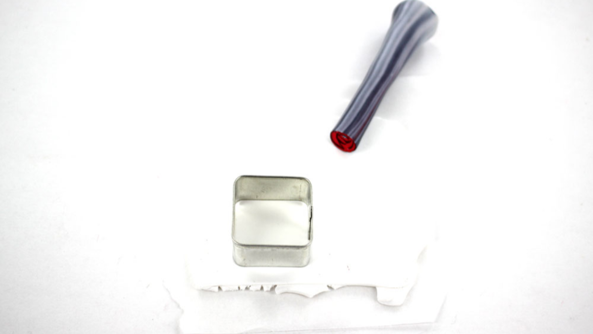 Pendientes de arcilla polimérica de caña rosa : Paso 21