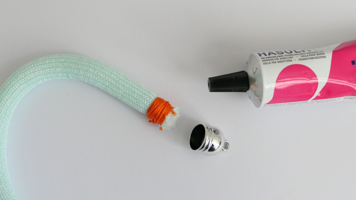 Pulsera de Jaipur DIY con cordón y cuentas por Caticoud : Paso 1 Pulsera de Jaipur DIY con cordón y cuentas por Caticoud : Paso 1