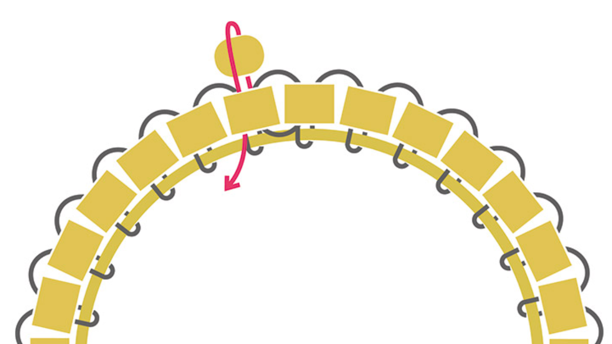 Pendientes de punto de ladrillo de Miyuki Sun y Moonstone : Paso 5