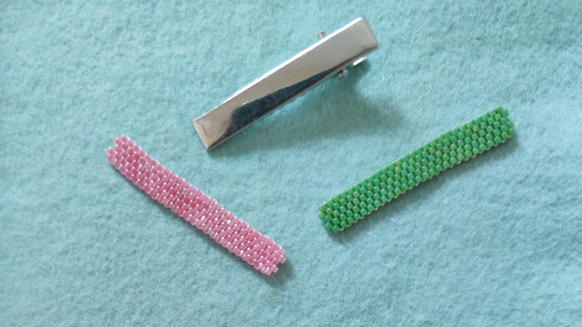 Pinzas para flores de Miyuki Delicas 11/0 : Paso 5 Pinzas para flores de Miyuki Delicas 11/0 : Paso 5