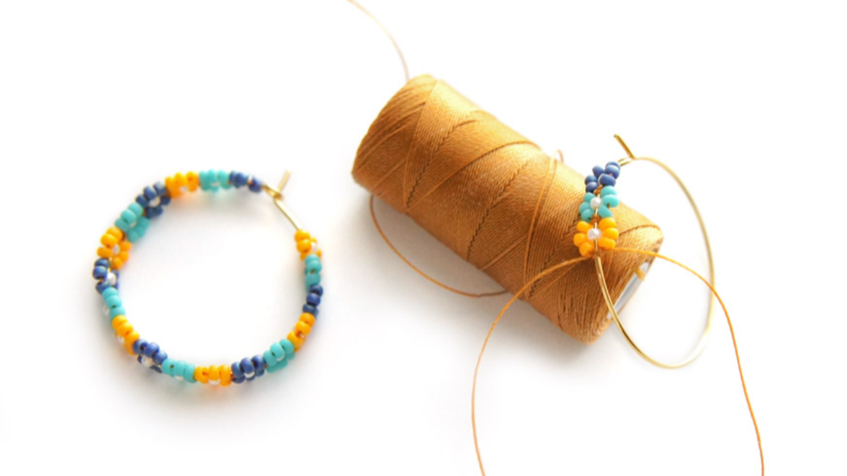 Minicuentas de semillas Miyuki flores criollas : Paso 4