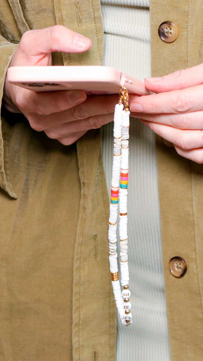 Esquema DIY 3 en 1 joya de mensaje hecha de concha heishi y cuentas de letras Esquema DIY 3 en 1 joya de mensaje hecha de concha heishi y cuentas de letras