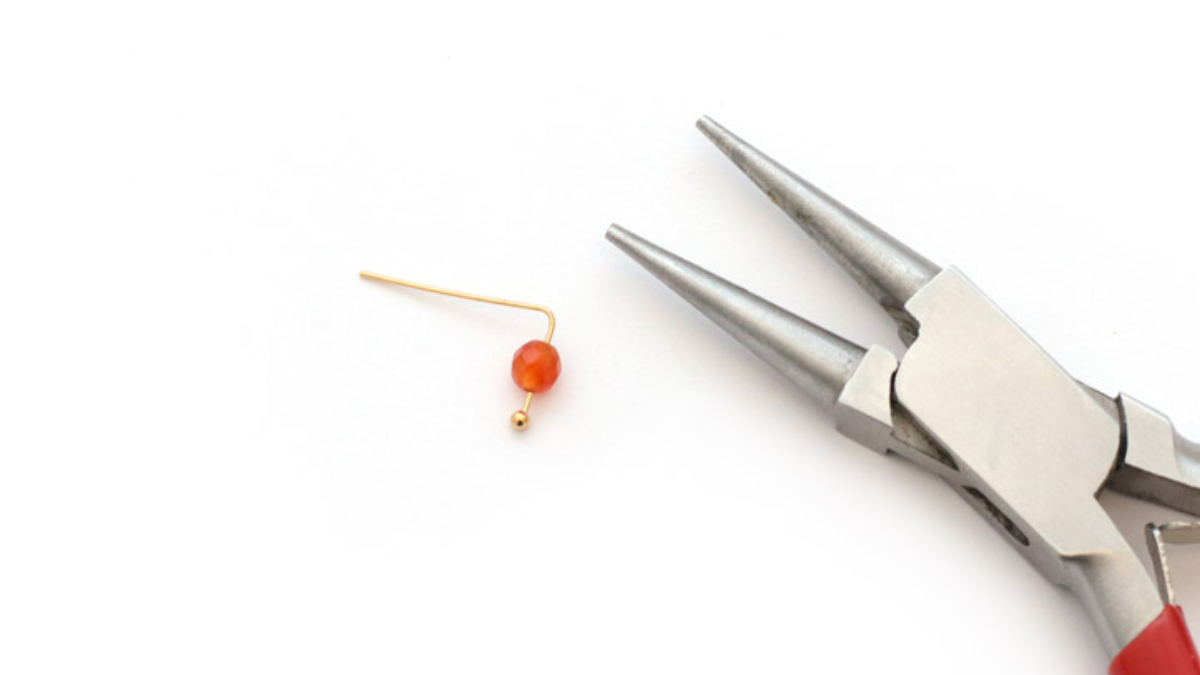 Pulsera Jonc semainier diamanté dorada con abalorios de oro fino : Paso 1 Pulsera Jonc semainier diamanté dorada con abalorios de oro fino : Paso 1