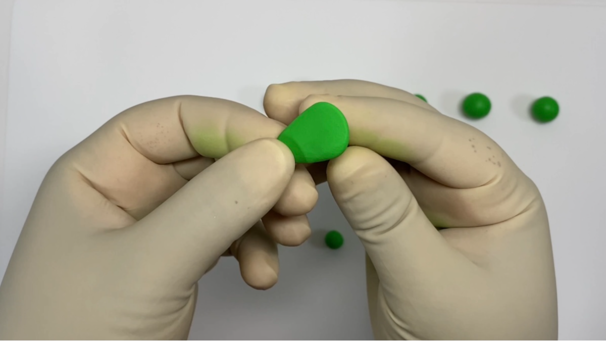 3 ideas de bricolaje para reciclar tus tarros con arcilla polimérica : Paso 4