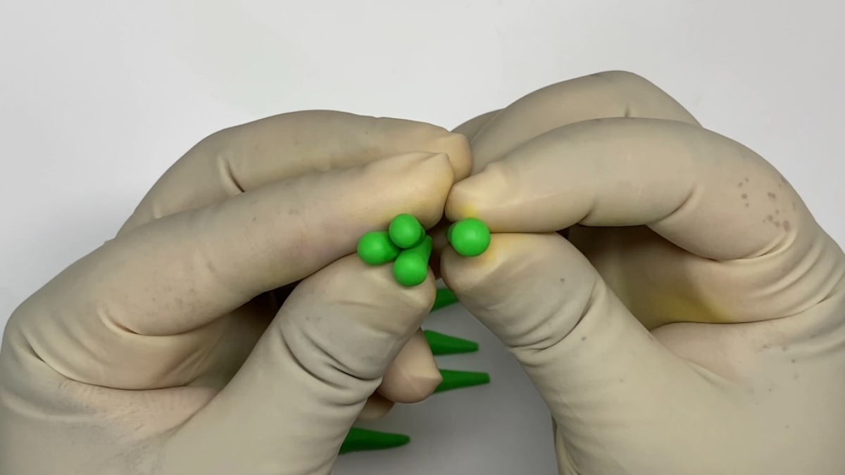 3 ideas de bricolaje para reciclar tus tarros con arcilla polimérica : Paso 20