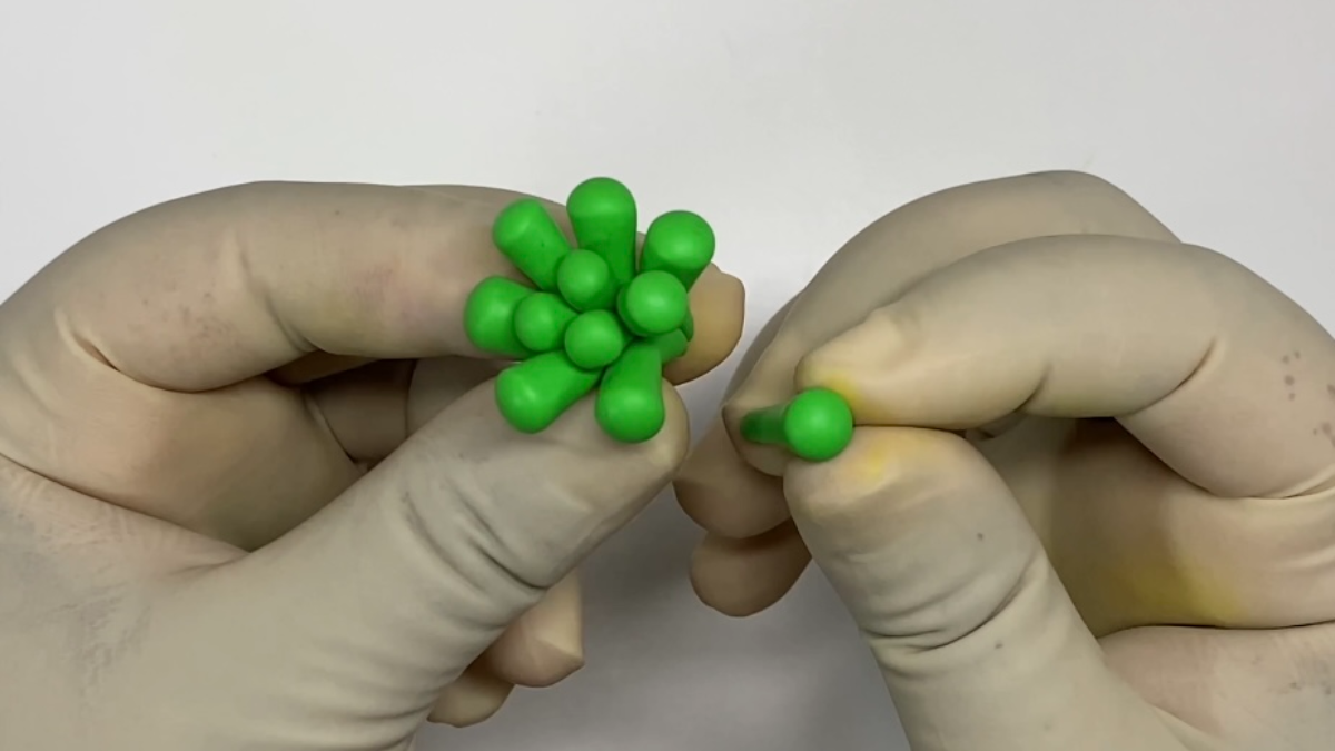 3 ideas de bricolaje para reciclar tus tarros con arcilla polimérica : Paso 21