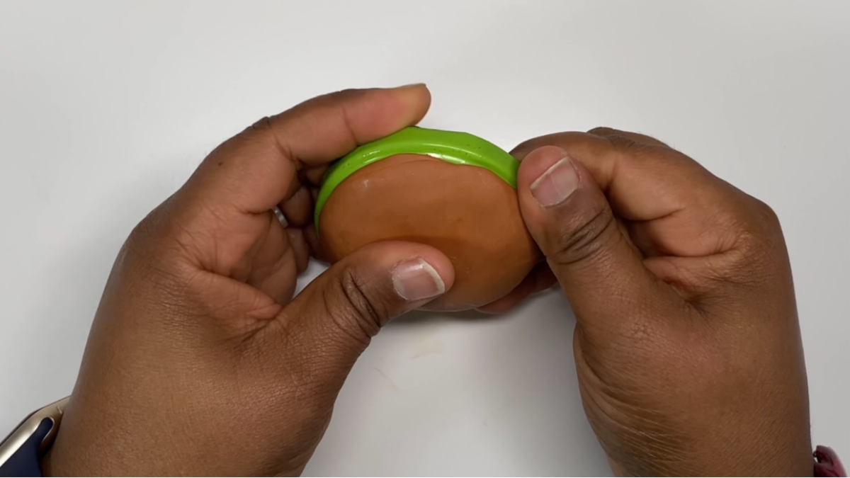 3 ideas de bricolaje para reciclar tus tarros con arcilla polimérica : Paso 40