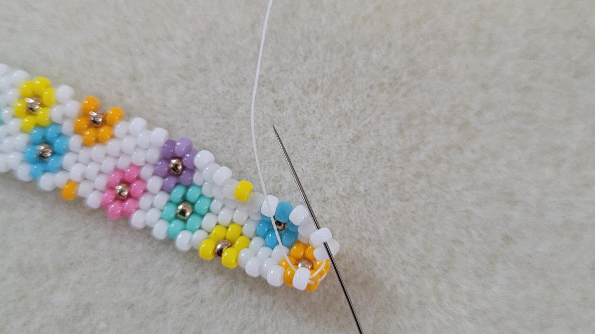 Pulsera de flores de peyote de Miyuki : Paso 4
