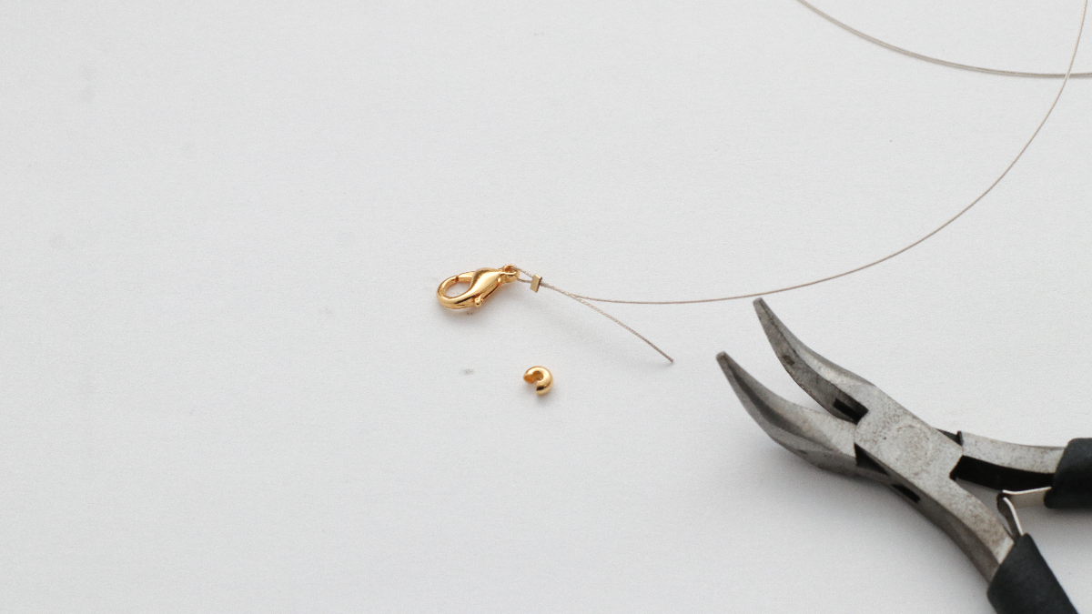 Collar de moda con gemas de ágata tintada, cuentas de Miyuki y aventurina facetada briolette : Paso 1