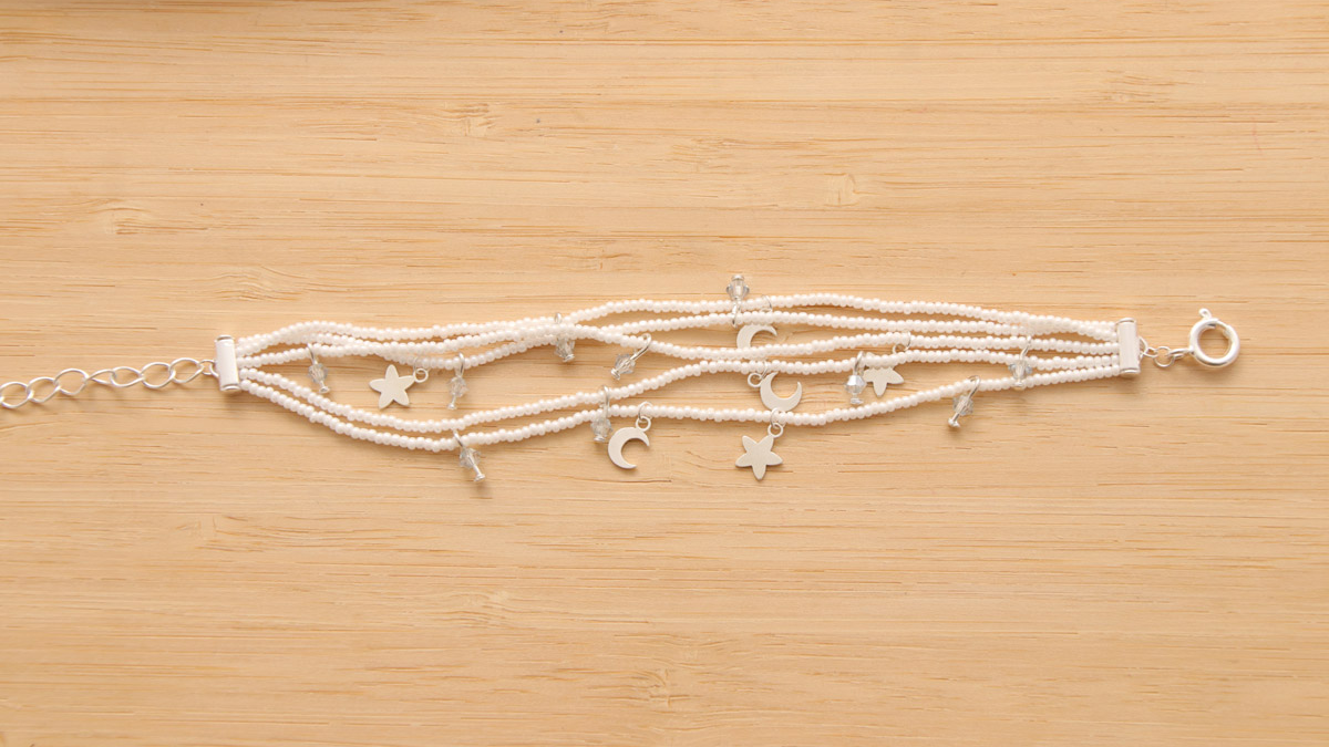 Pulsera multirang con colgantes de lunas y estrellas : Paso 8 Pulsera multirang con colgantes de lunas y estrellas : Paso 8