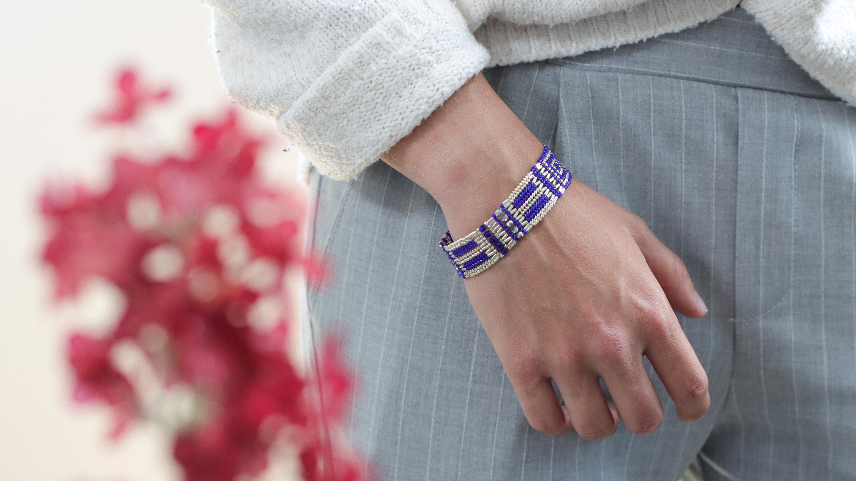 Esquema Pulsera DIY en tejido de espiga y punto de ladrillo con cuentas de corneta y Miyuki Delicas 11/0