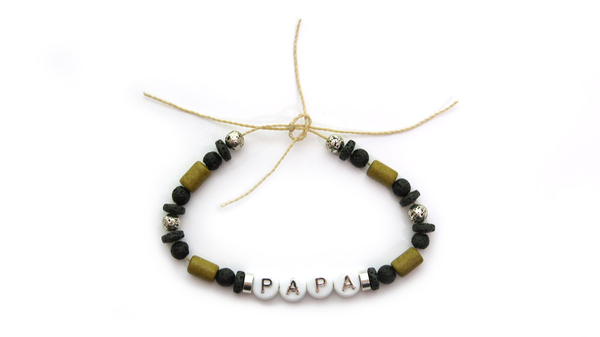 Pulsera de cuentas del alfabeto para el Día del Padre con lazo ajustable : Paso 3 Pulsera de cuentas del alfabeto para el Día del Padre con lazo ajustable : Paso 3