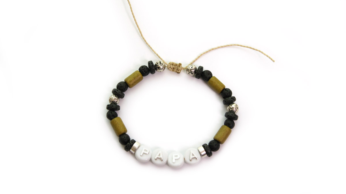Pulsera de cuentas del alfabeto para el Día del Padre con lazo ajustable : Paso 5 Pulsera de cuentas del alfabeto para el Día del Padre con lazo ajustable : Paso 5