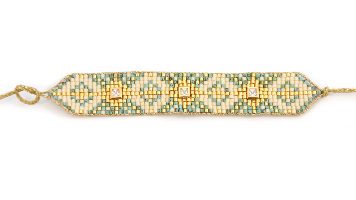 Pulsera Miyuki Delicas 10 Loom con incrustaciones de strass : Paso 15