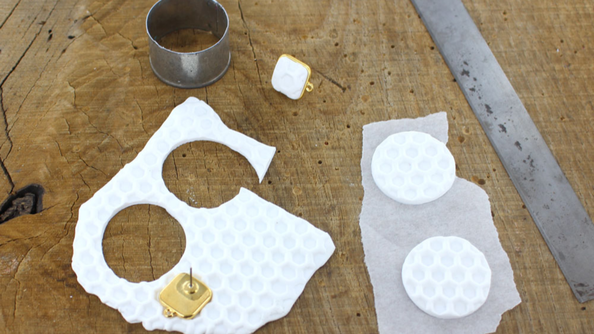 Pendientes de nido de abeja con Fimo líquido : Paso 2 Pendientes de nido de abeja con Fimo líquido : Paso 2