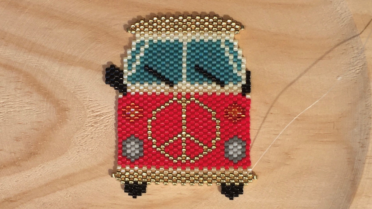 Tejido Van en punto de ladrillo con cuentas Miyuki Delicas 11/0 : Paso 8