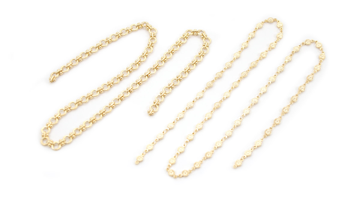 Collar Tuto Multirangs con cuentas de semillas a rayas azules y cadenas de fantasía : Paso 1 Collar Tuto Multirangs con cuentas de semillas a rayas azules y cadenas de fantasía : Paso 1