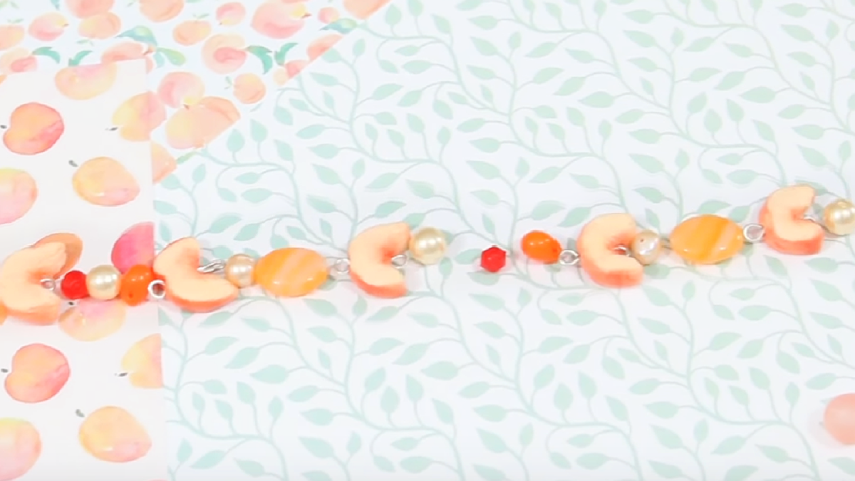 Pulsera de cuentas y melocotón mixto de arcilla polimérica : Paso 10