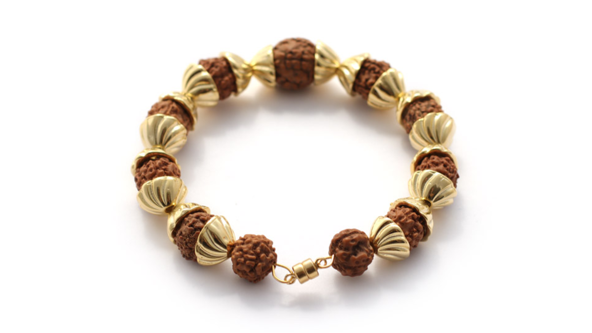 Pulsera de cuentas de Rudraksha o lágrimas de Shiva : Paso 4