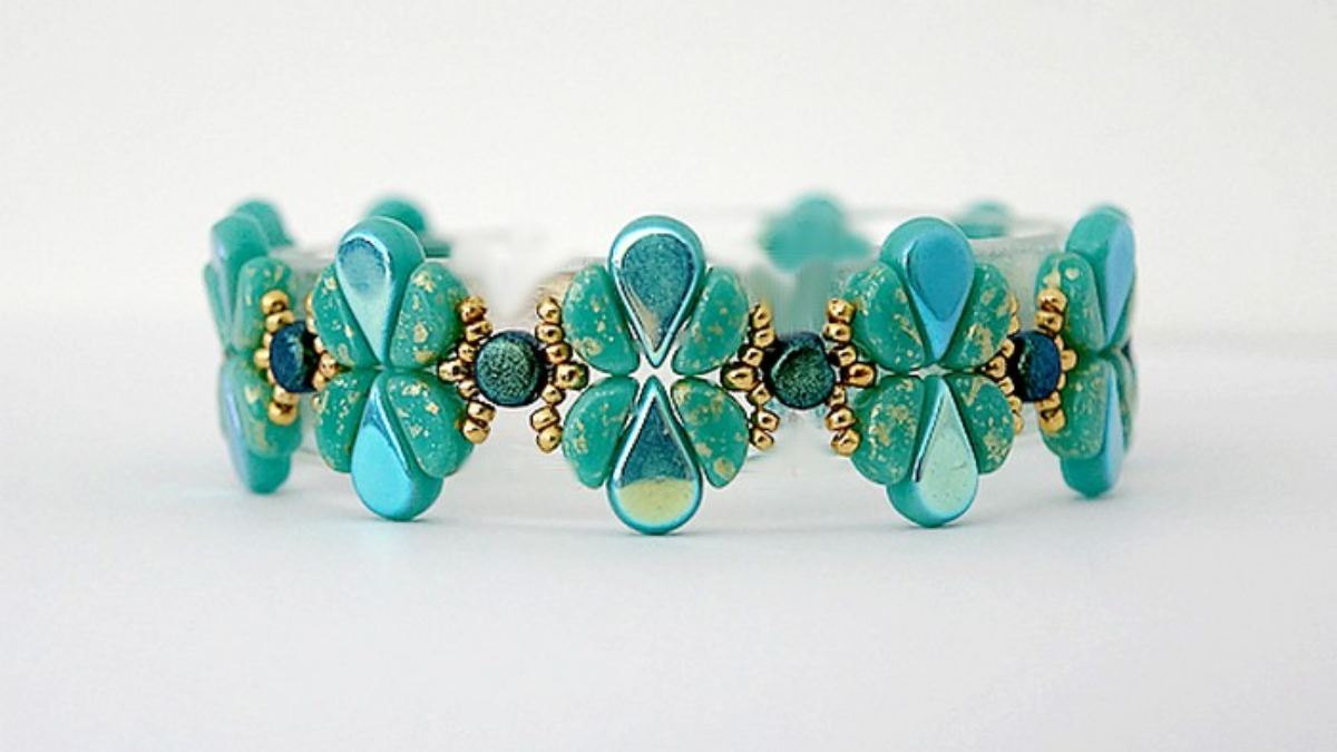 Esquema Pulsera Yona con cuentas de Kos, Amos y Kalos de Puca