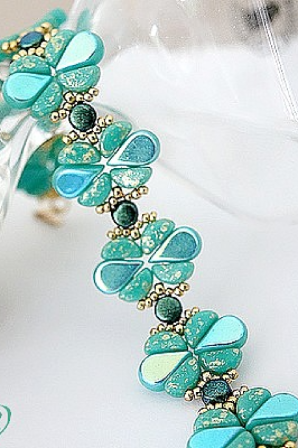 Esquema Pulsera Yona con cuentas de Kos, Amos y Kalos de Puca