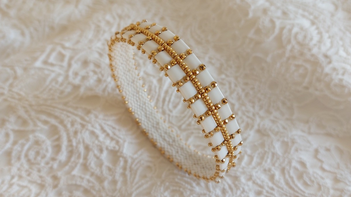 Pulsera So Chic Bangle con cuentas de semillas Miyuki y Tila